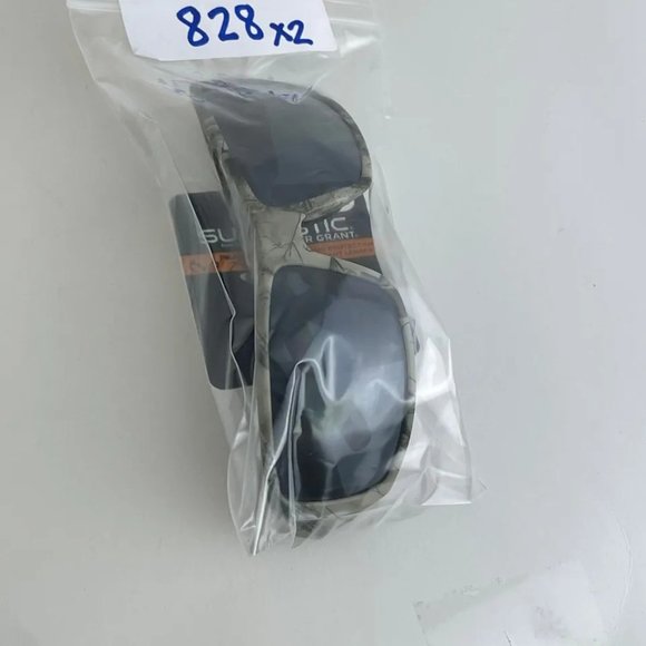 SG00828 Suntastic Sunglasses for Men Rectangle Black Tinted 100% UVA-UVB Protect - Picture 10 of 10